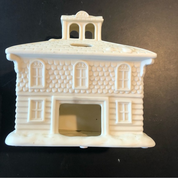 PartyLite Victorian Manor Candle Holder Holiday Decor - Picture 2 of 5